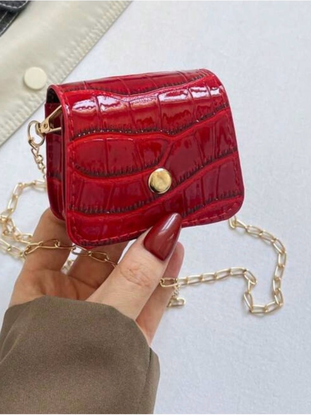 Red Croc-Embossed Mini Crossbody Bag with Gold Chain Fashion NWOT